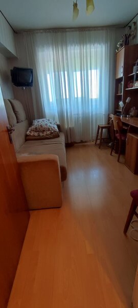 Obor, metrou, vanzare ap. 3 camere.