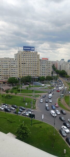 Obor, metrou, vanzare ap. 3 camere.